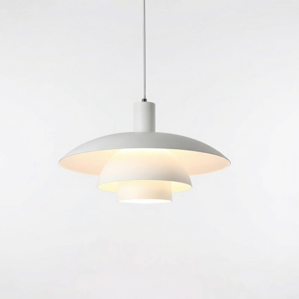 Suspension UFO danoise blanche — Lucie