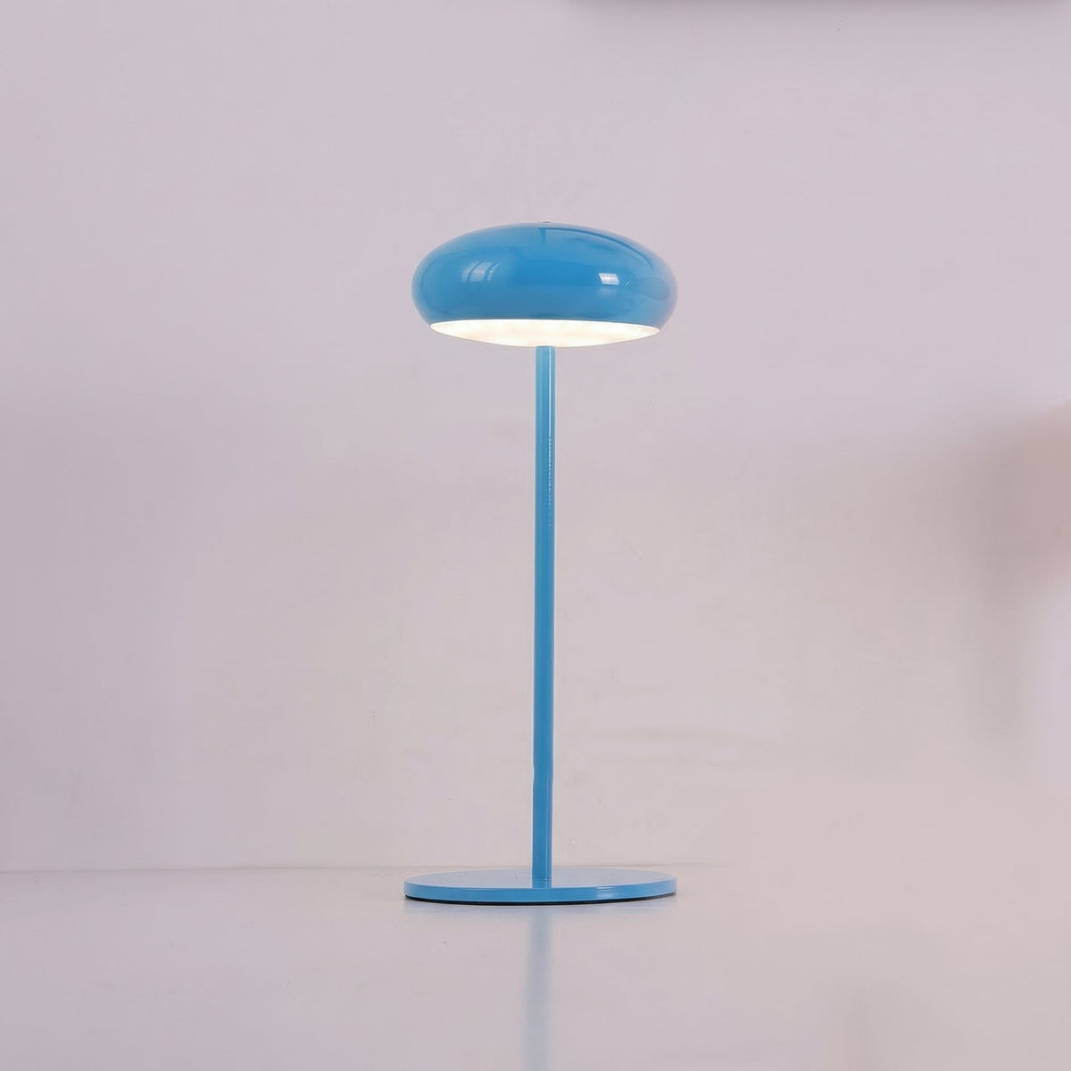 Lampe à poser rechargeable aluminium — Noémie