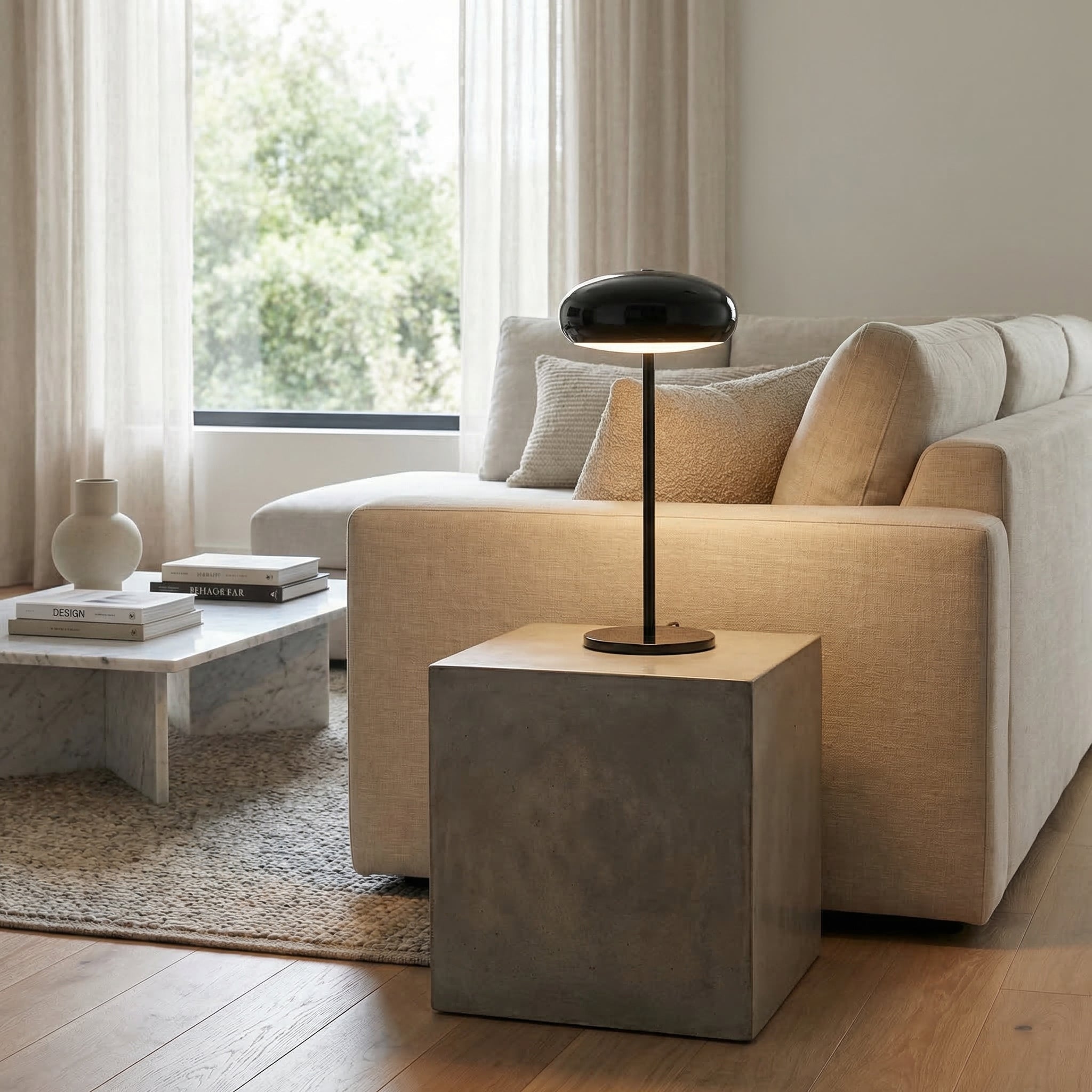 Lampe à poser rechargeable aluminium — Noémie